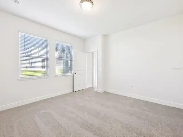 Listing Photo 7