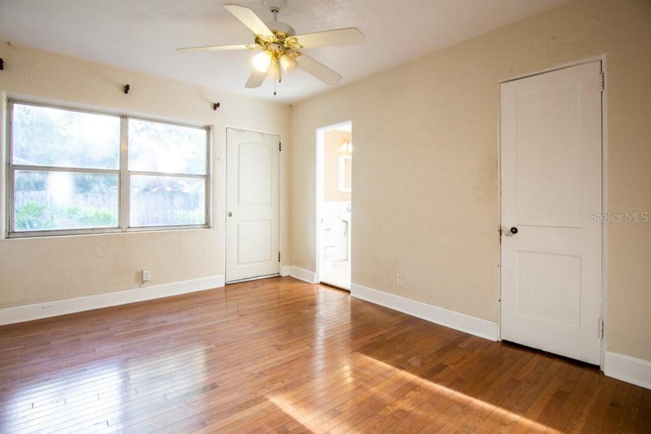 Listing Photo 10
