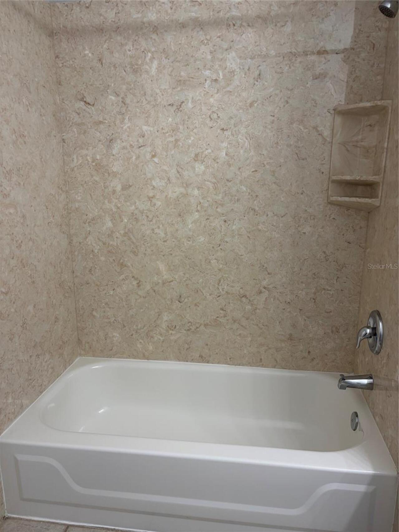Listing Photo 16