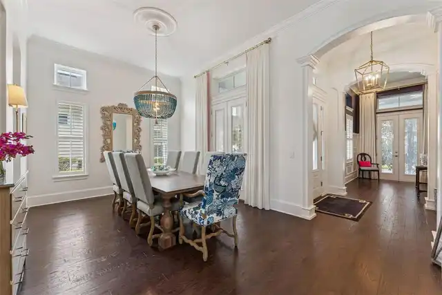 Listing Photo 10