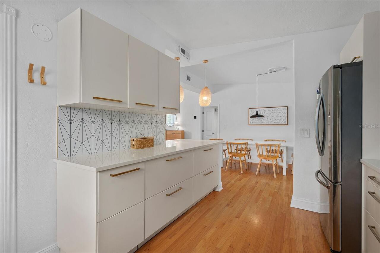 Listing Photo 9