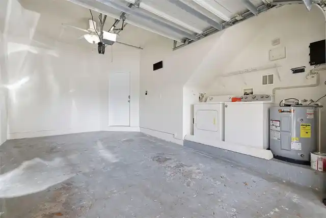 Listing Photo 9