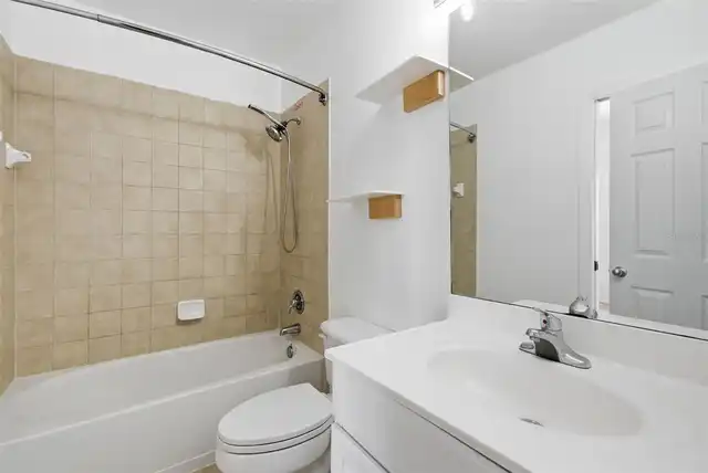 Listing Photo 23