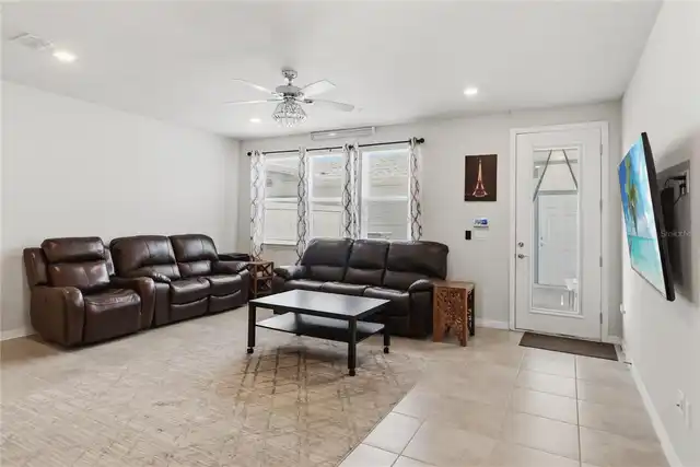 Listing Photo 7