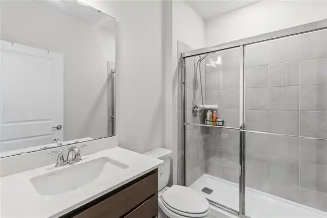 Listing Photo 17