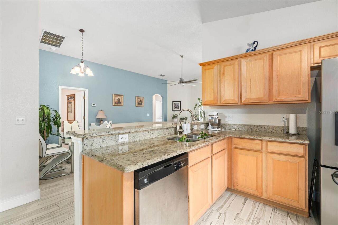 Listing Photo 9