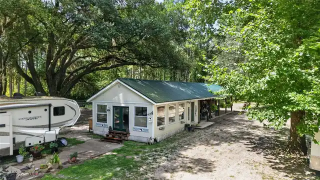 Listing Photo 38