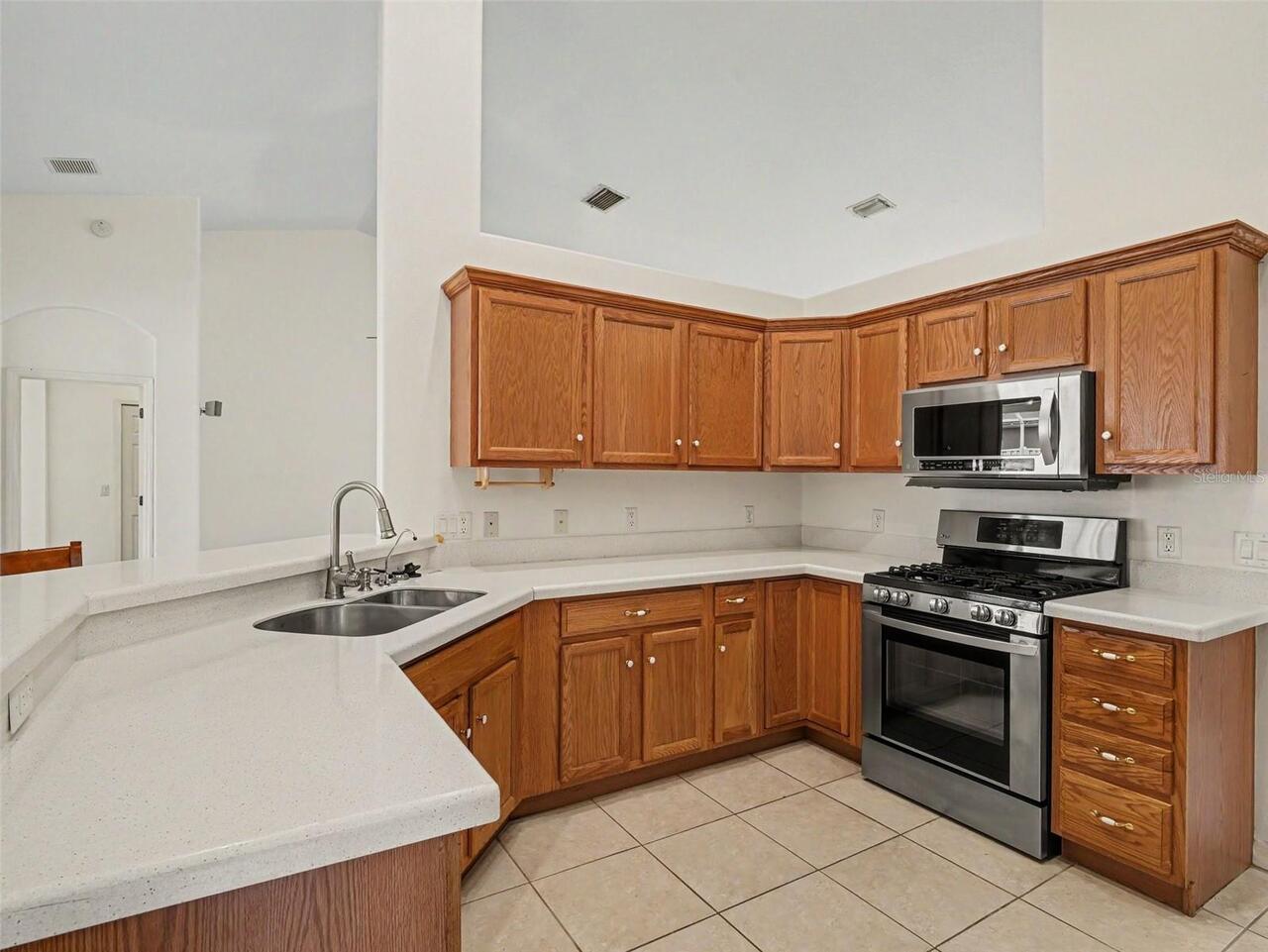 Listing Photo 16