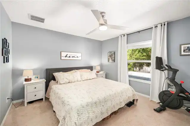 Listing Photo 14