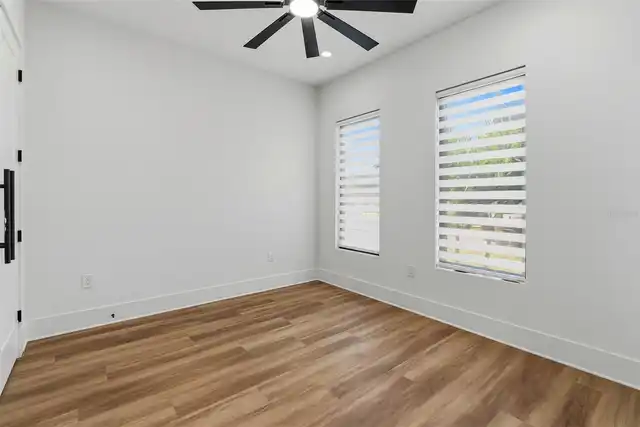 Listing Photo 33