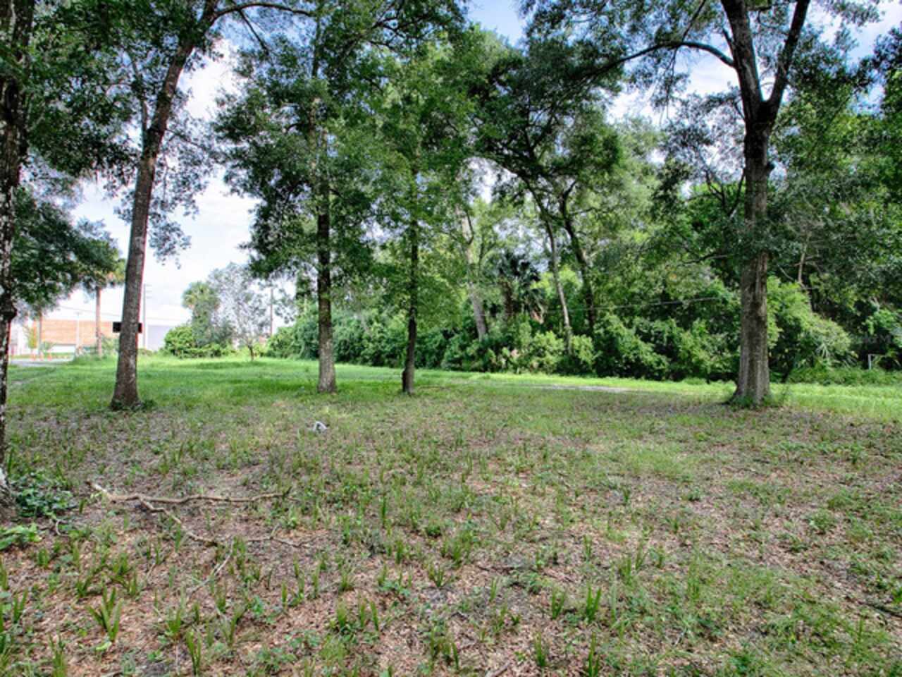 Listing Photo 11
