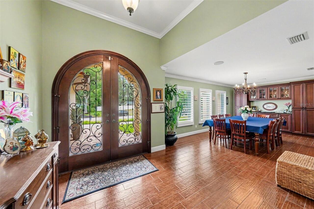 Listing Photo 8