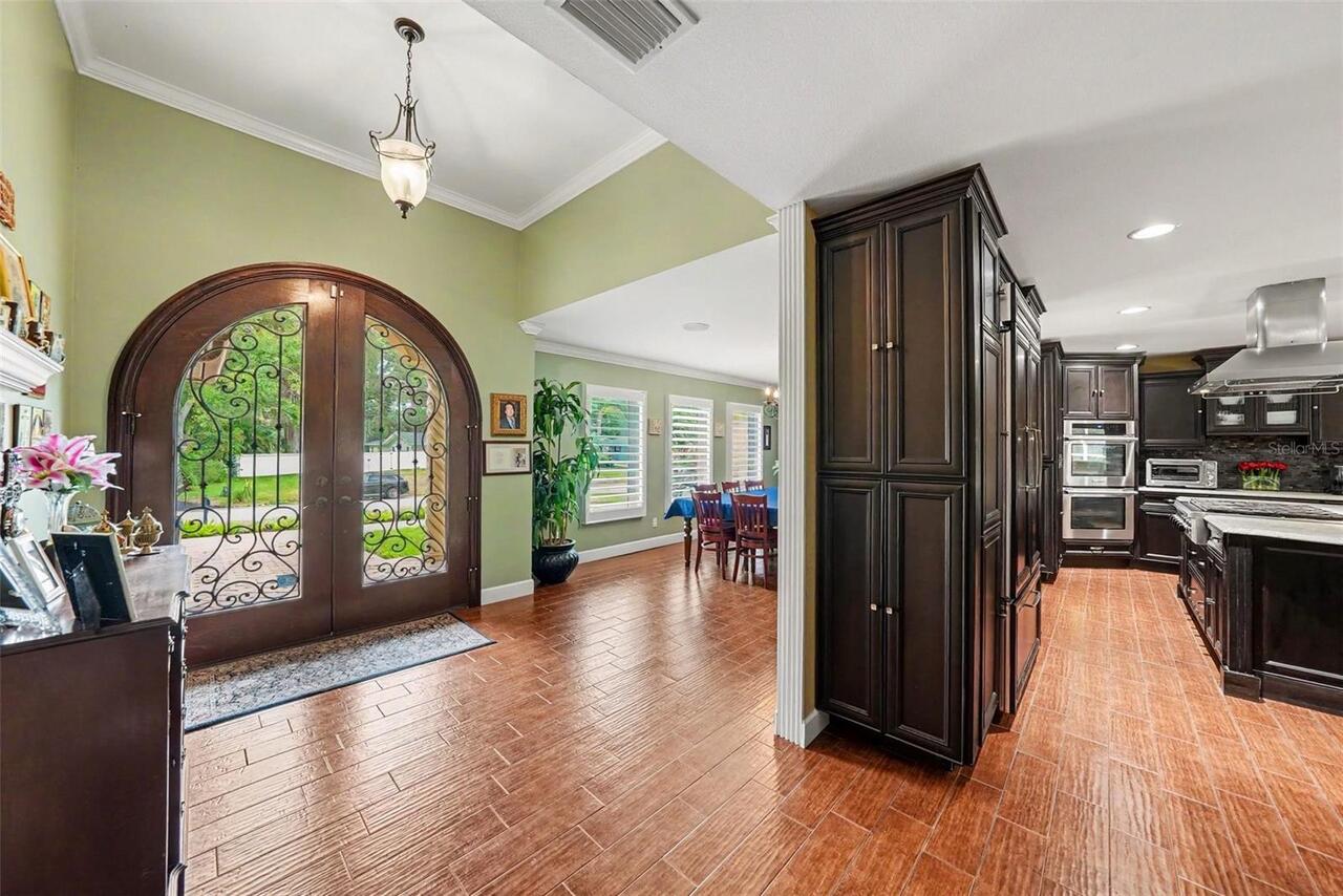 Listing Photo 9