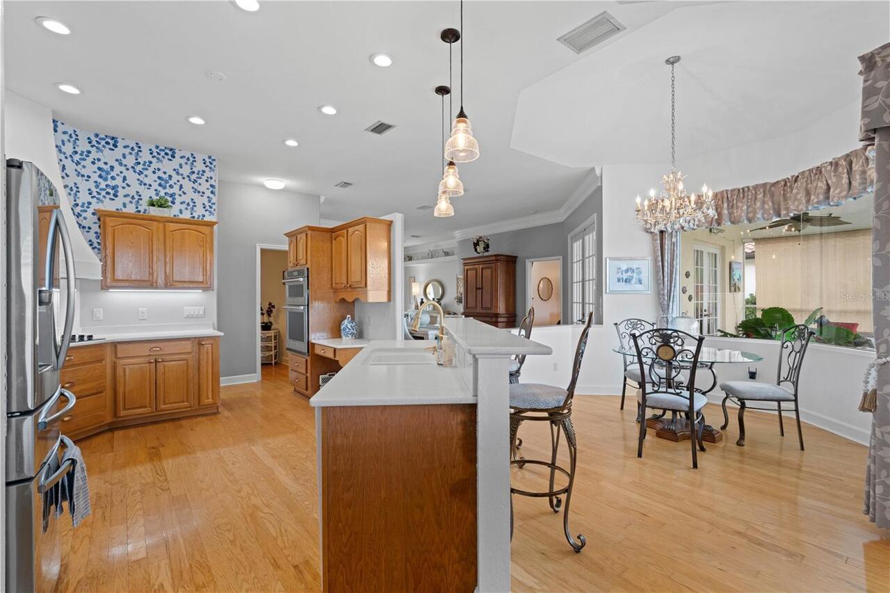 Listing Photo 8