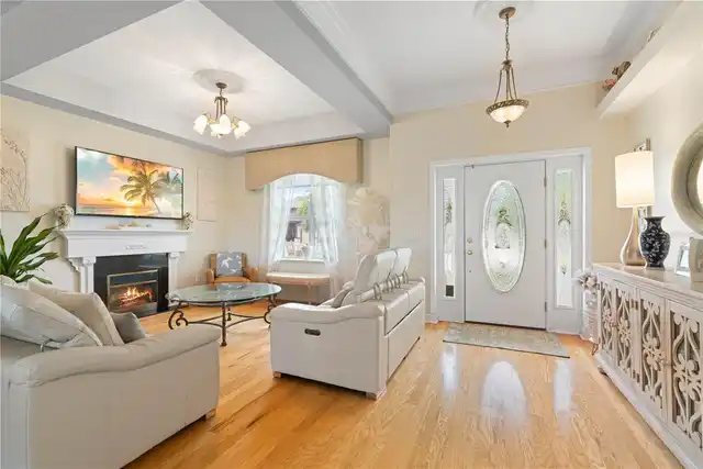 Listing Photo 22