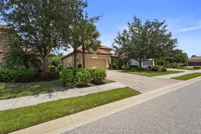 Listing Photo 21