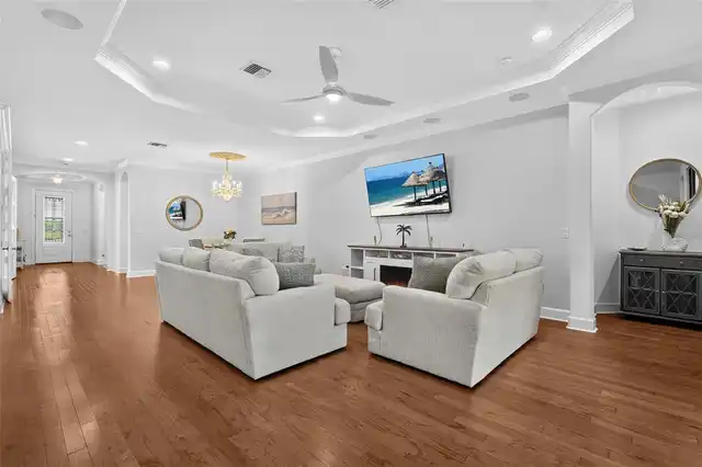 Listing Photo 28