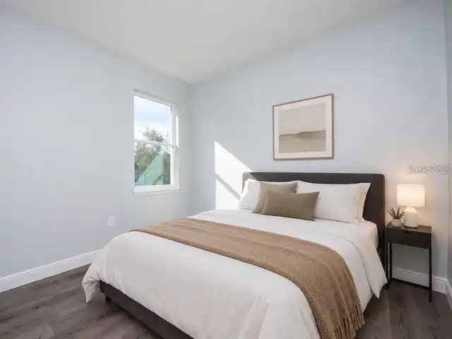 Listing Photo 16