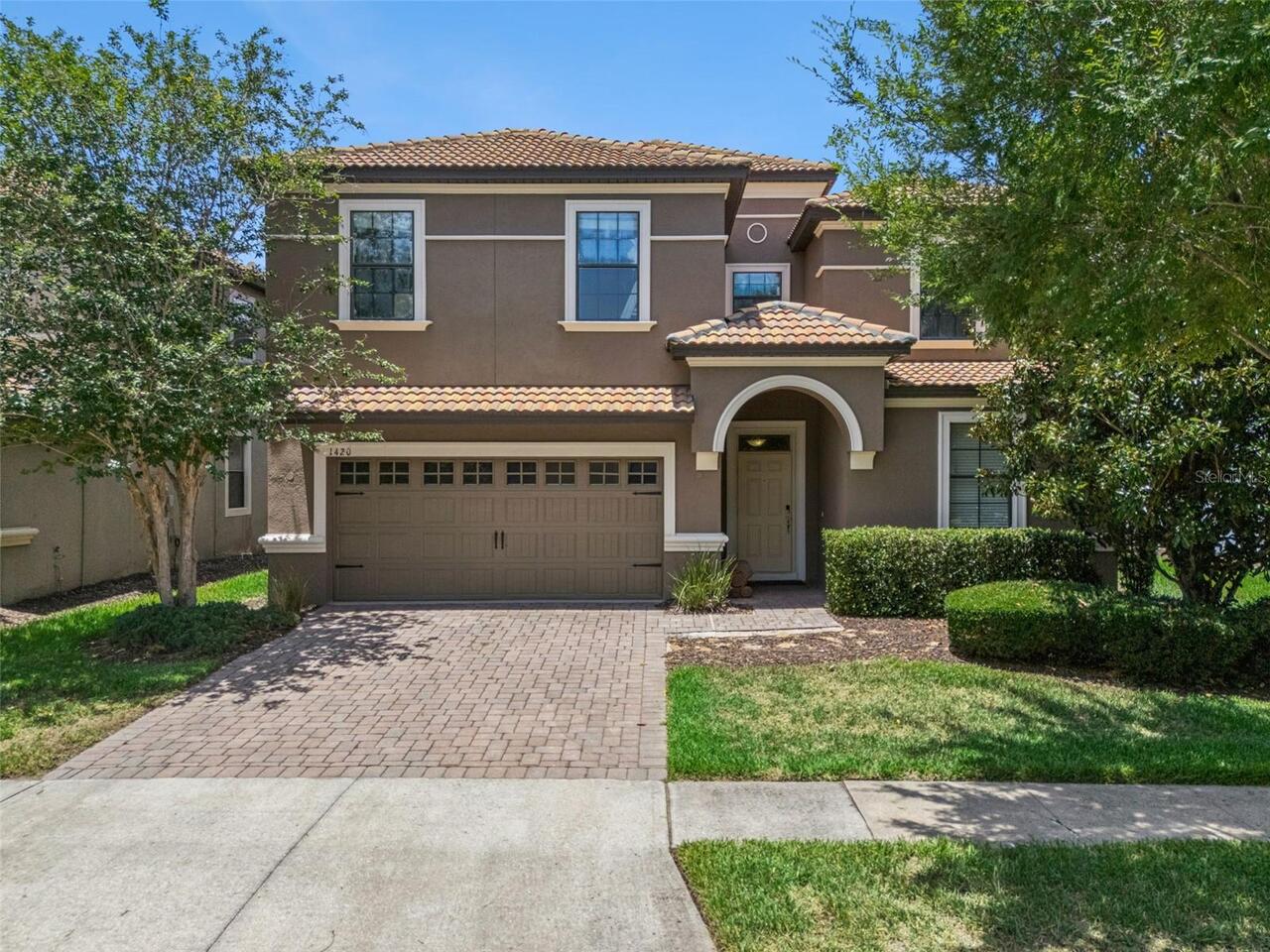 Listing Photo 1