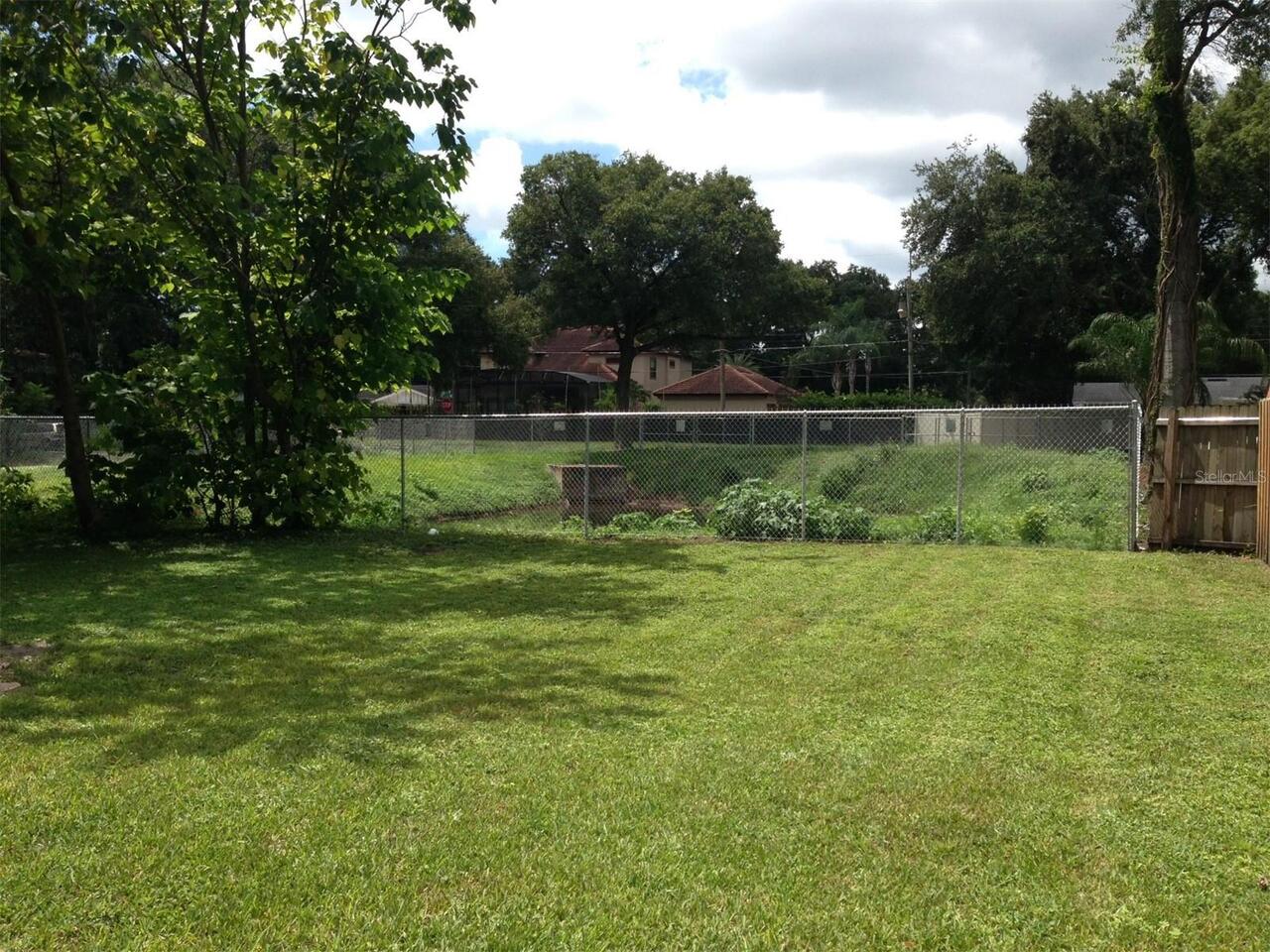 Listing Photo 11