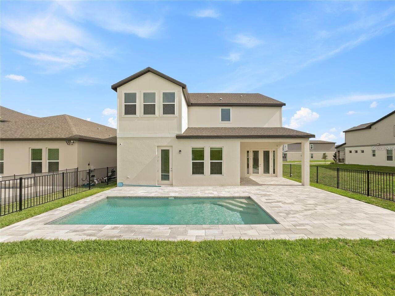 Listing Photo 8