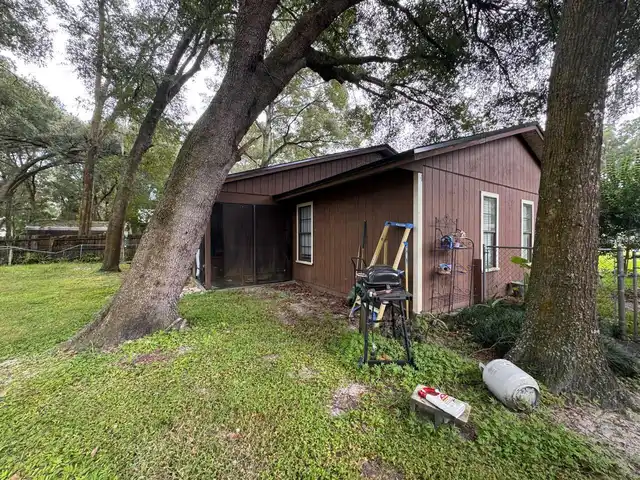 Listing Photo 8