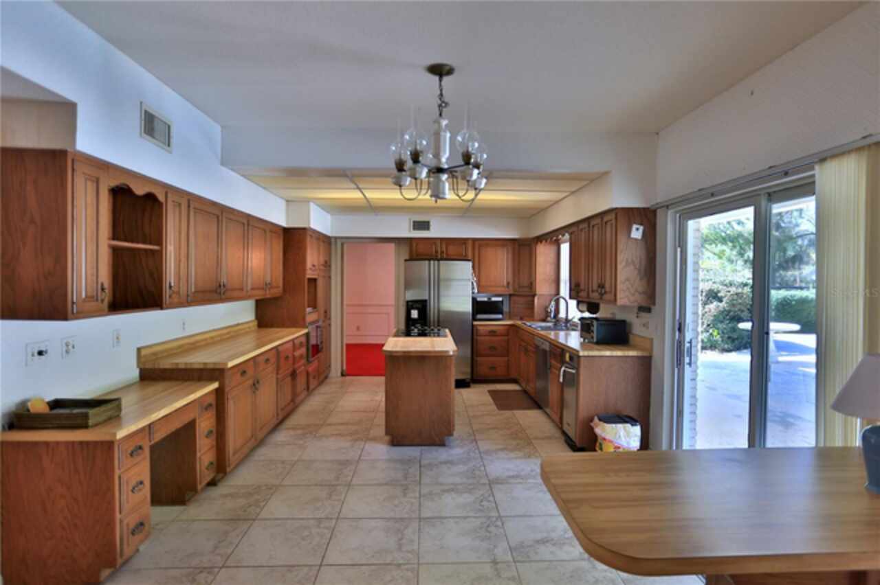 Listing Photo 7