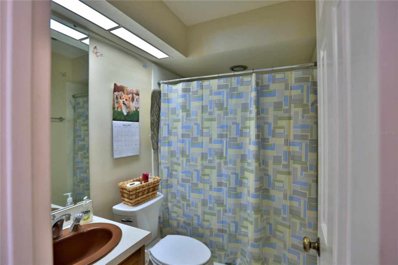 Listing Photo 11