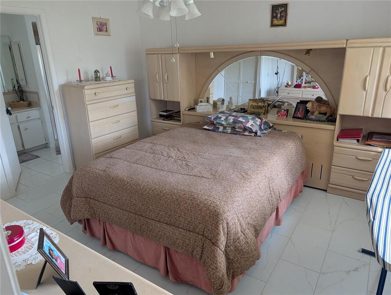 Listing Photo 9