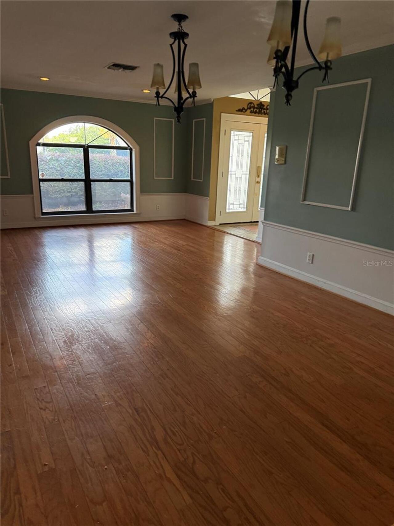 Listing Photo 7