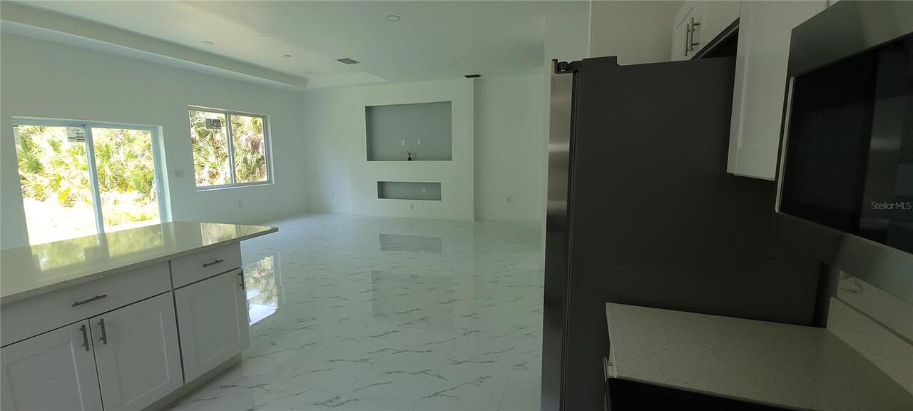 Listing Photo 9