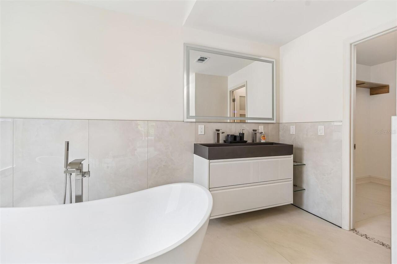 Listing Photo 29