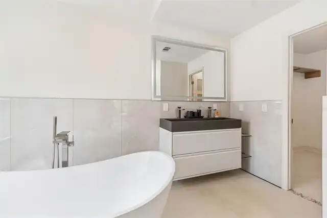 Listing Photo 29