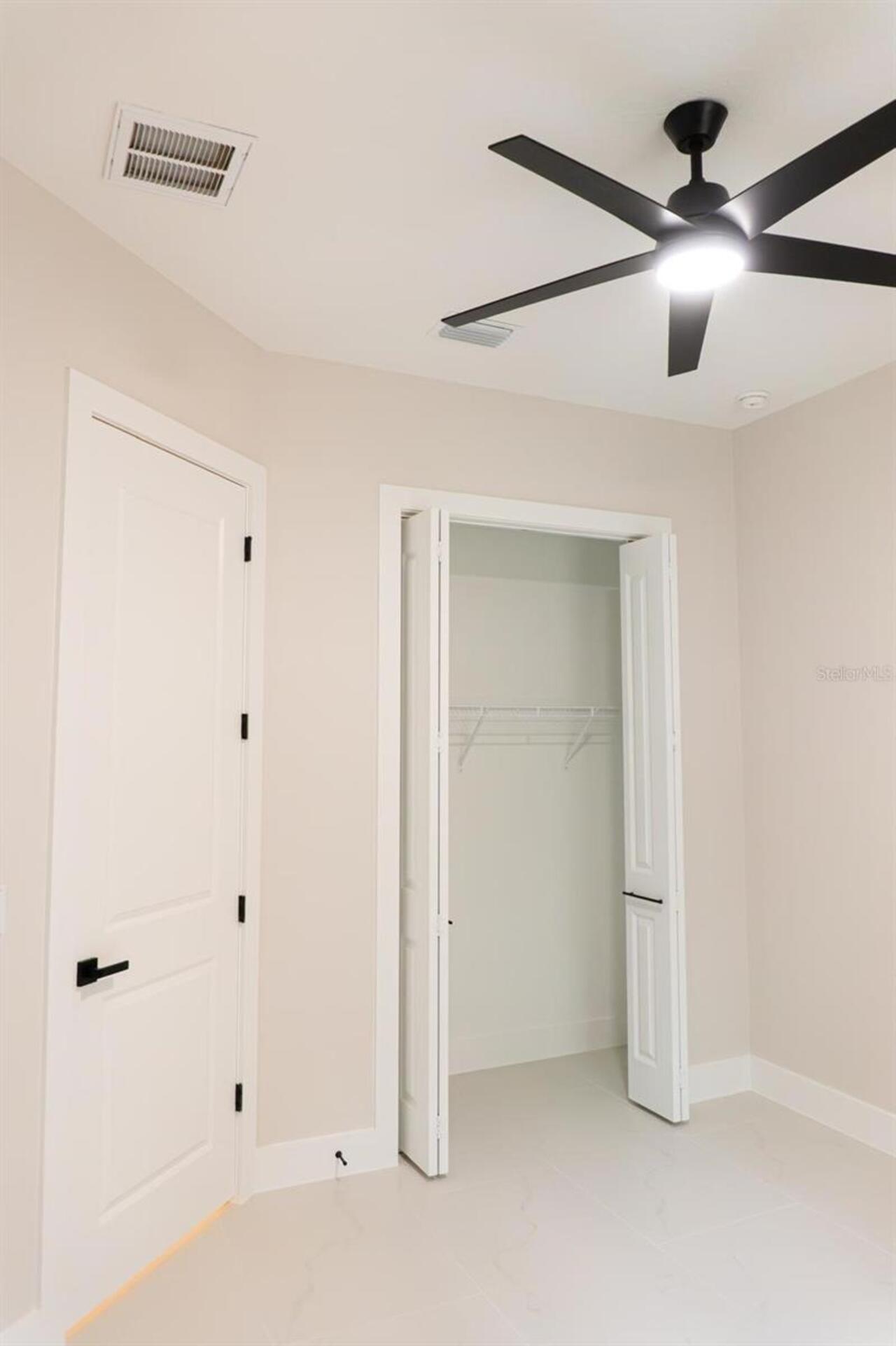 Listing Photo 24