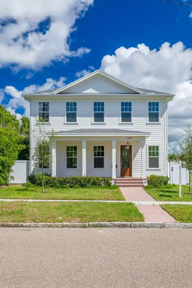 St Petersburg Real Estate
