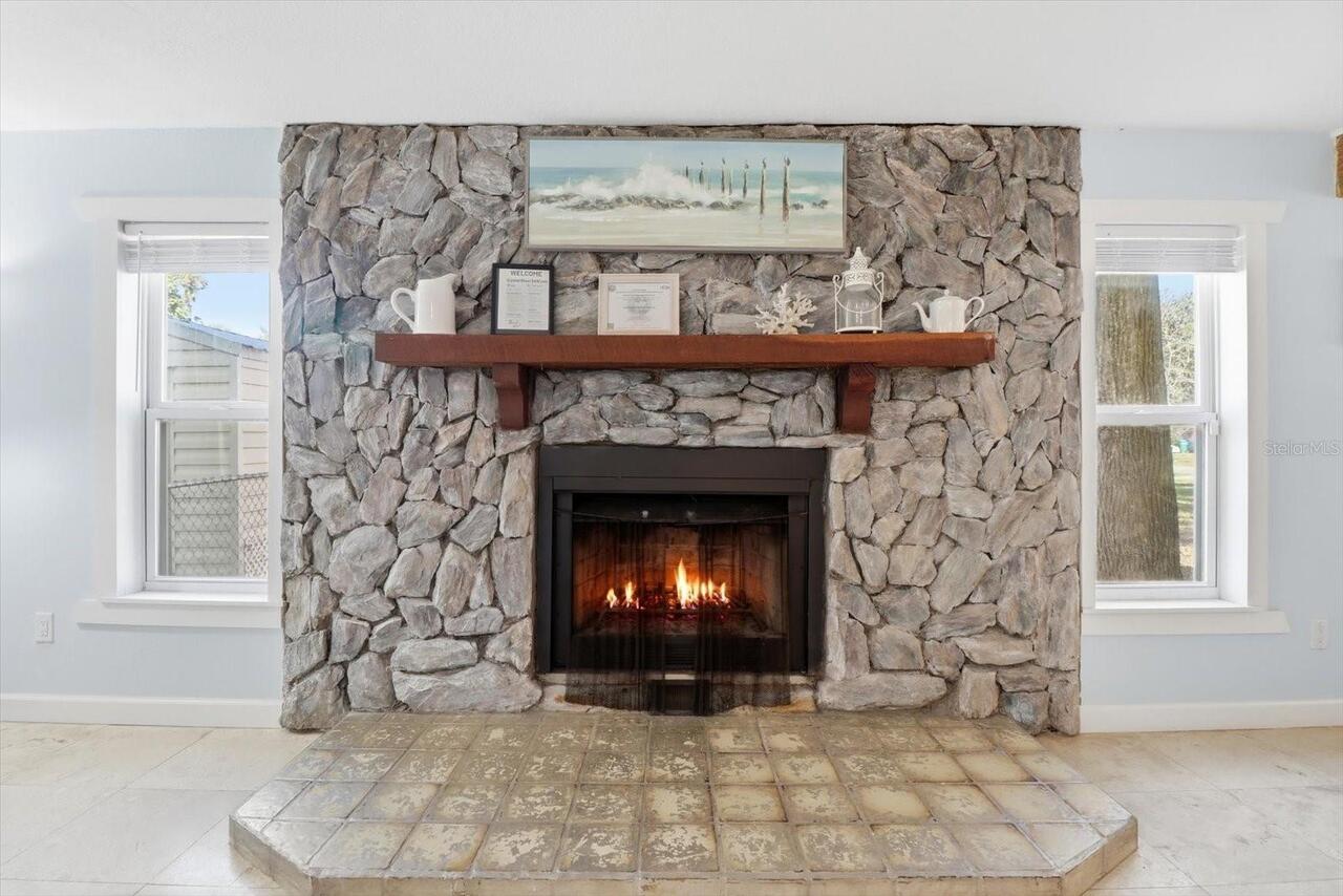 Listing Photo 12
