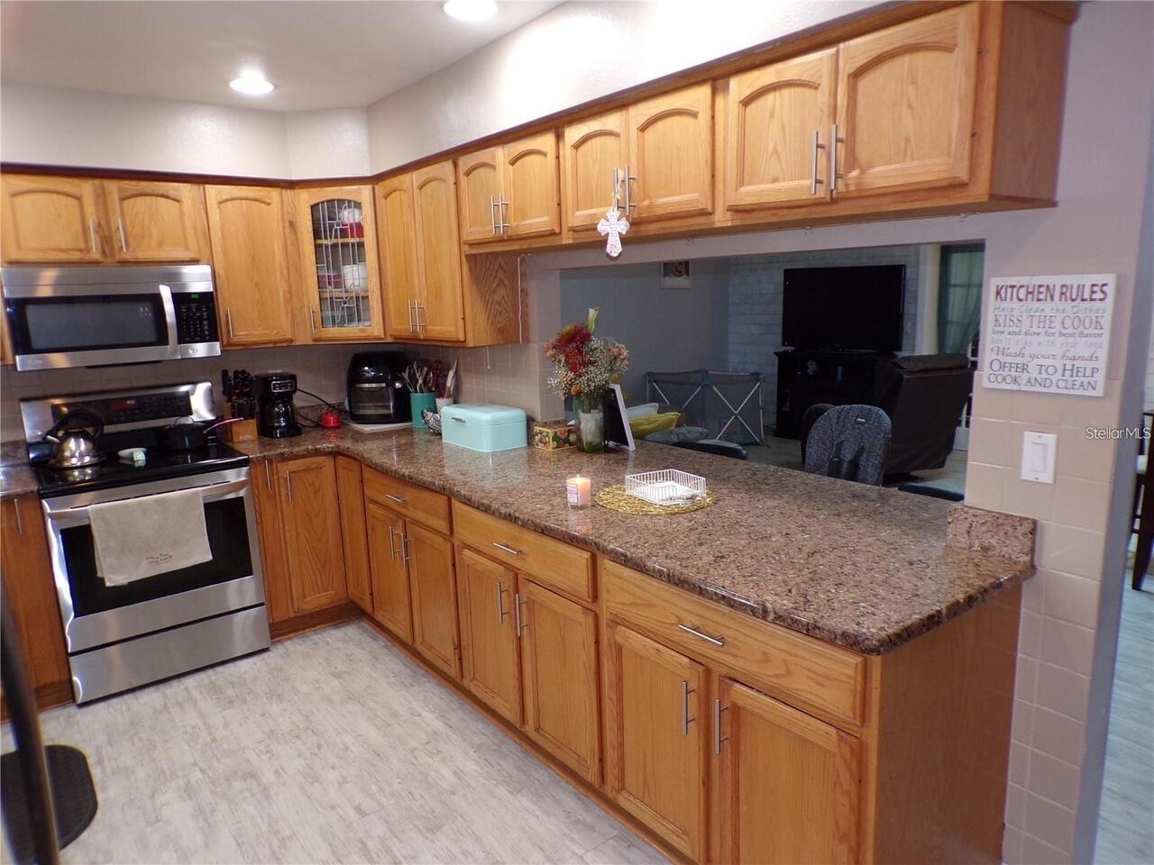 Listing Photo 10