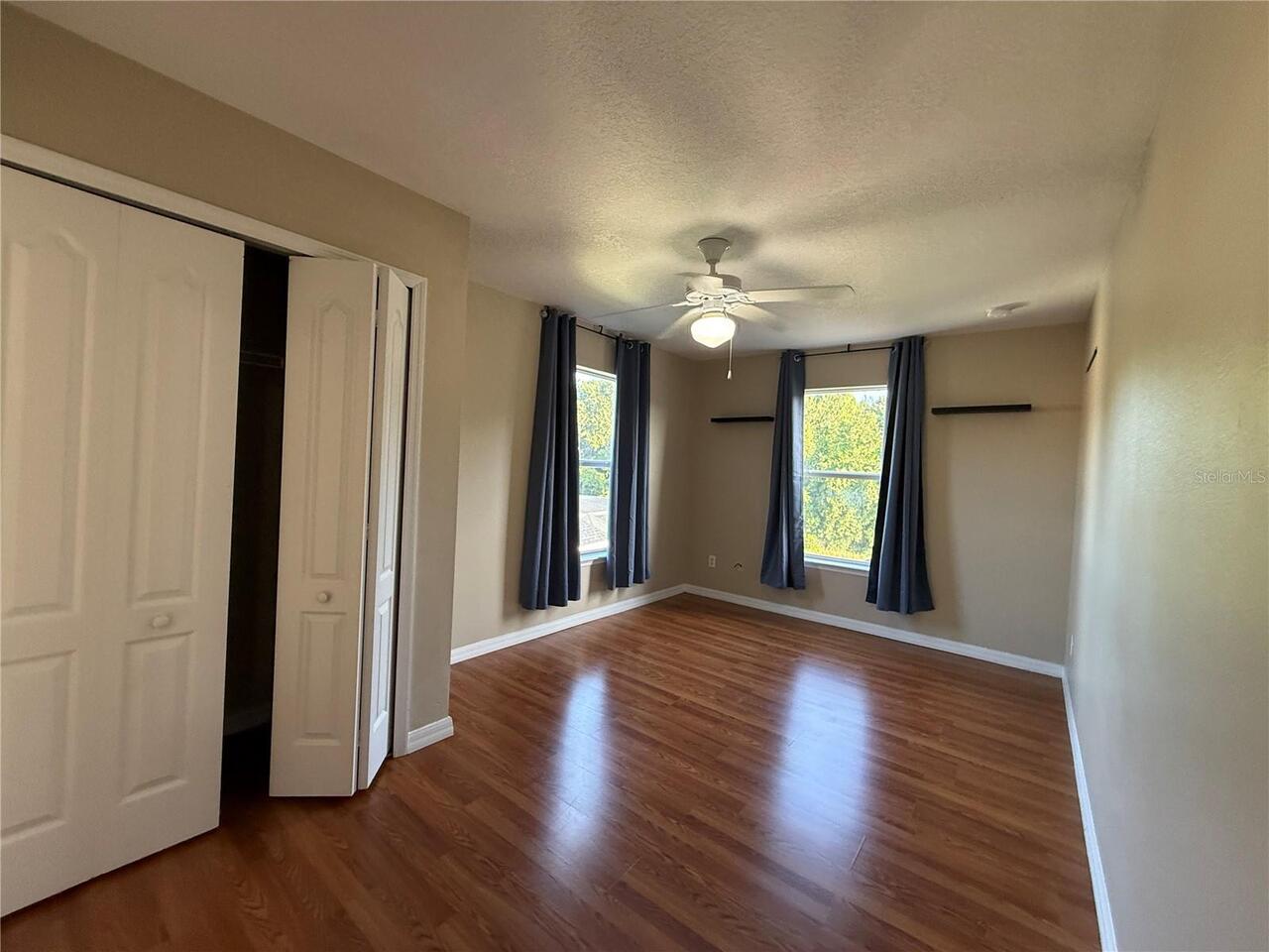 Listing Photo 12