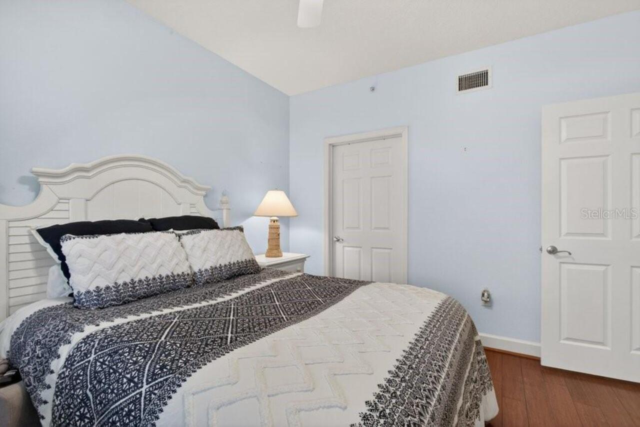 Listing Photo 44