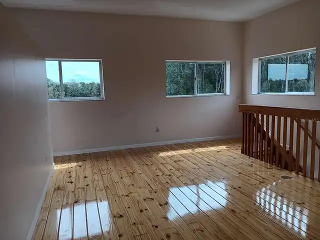 Listing Photo 10