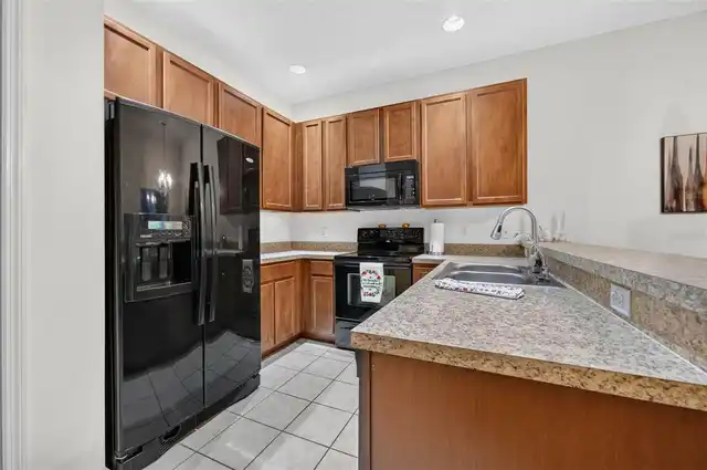 Listing Photo 13