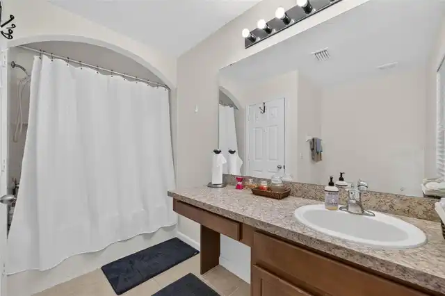 Listing Photo 22
