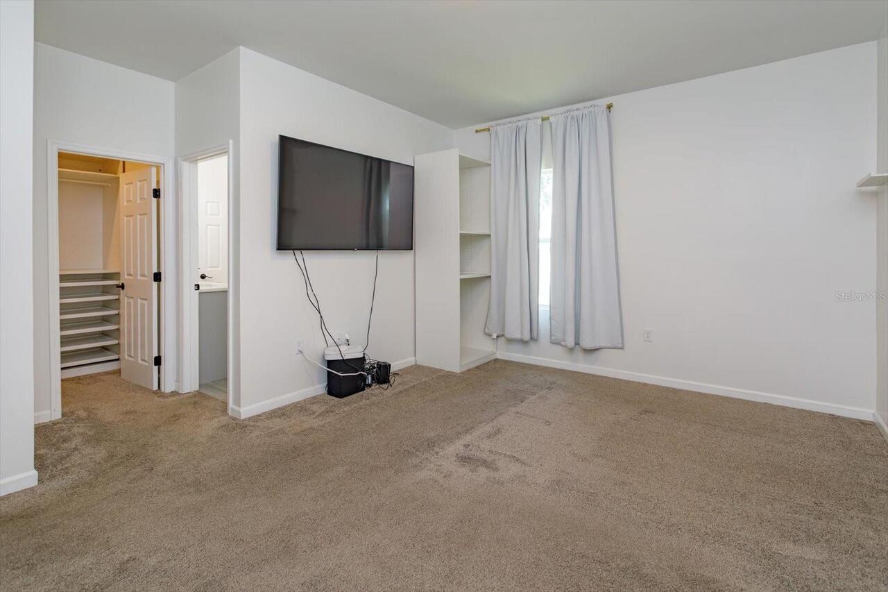 Listing Photo 14