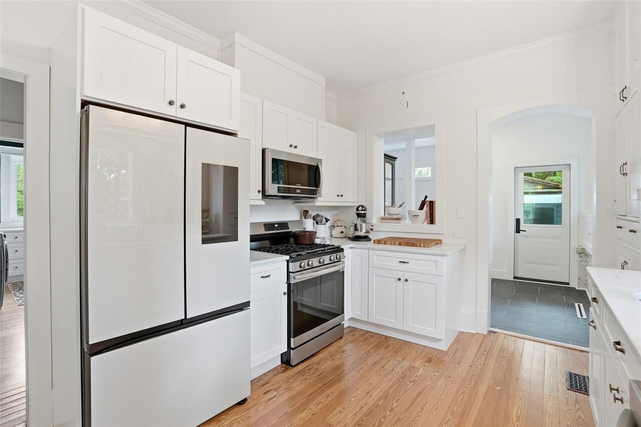 Listing Photo 18