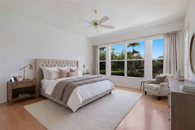 Listing Photo 21