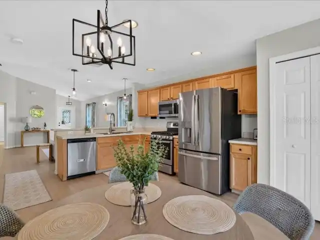 Listing Photo 18