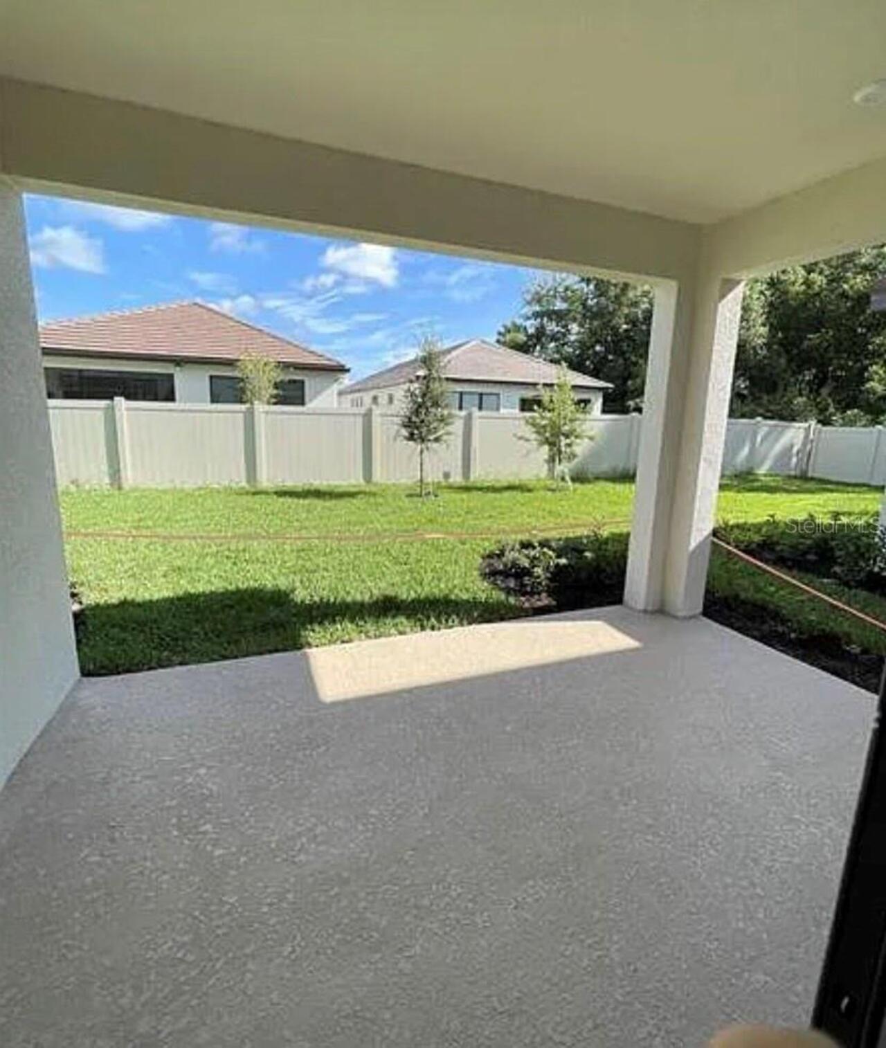 Listing Photo 12