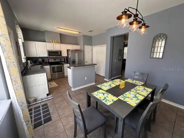 Listing Photo 11