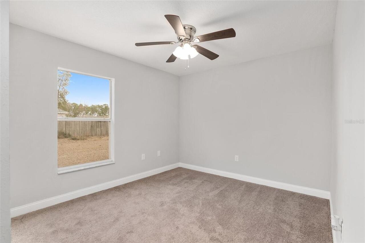 Listing Photo 9