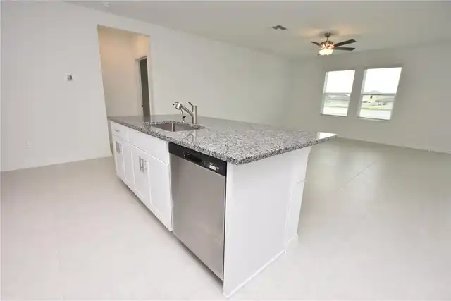 Listing Photo 7